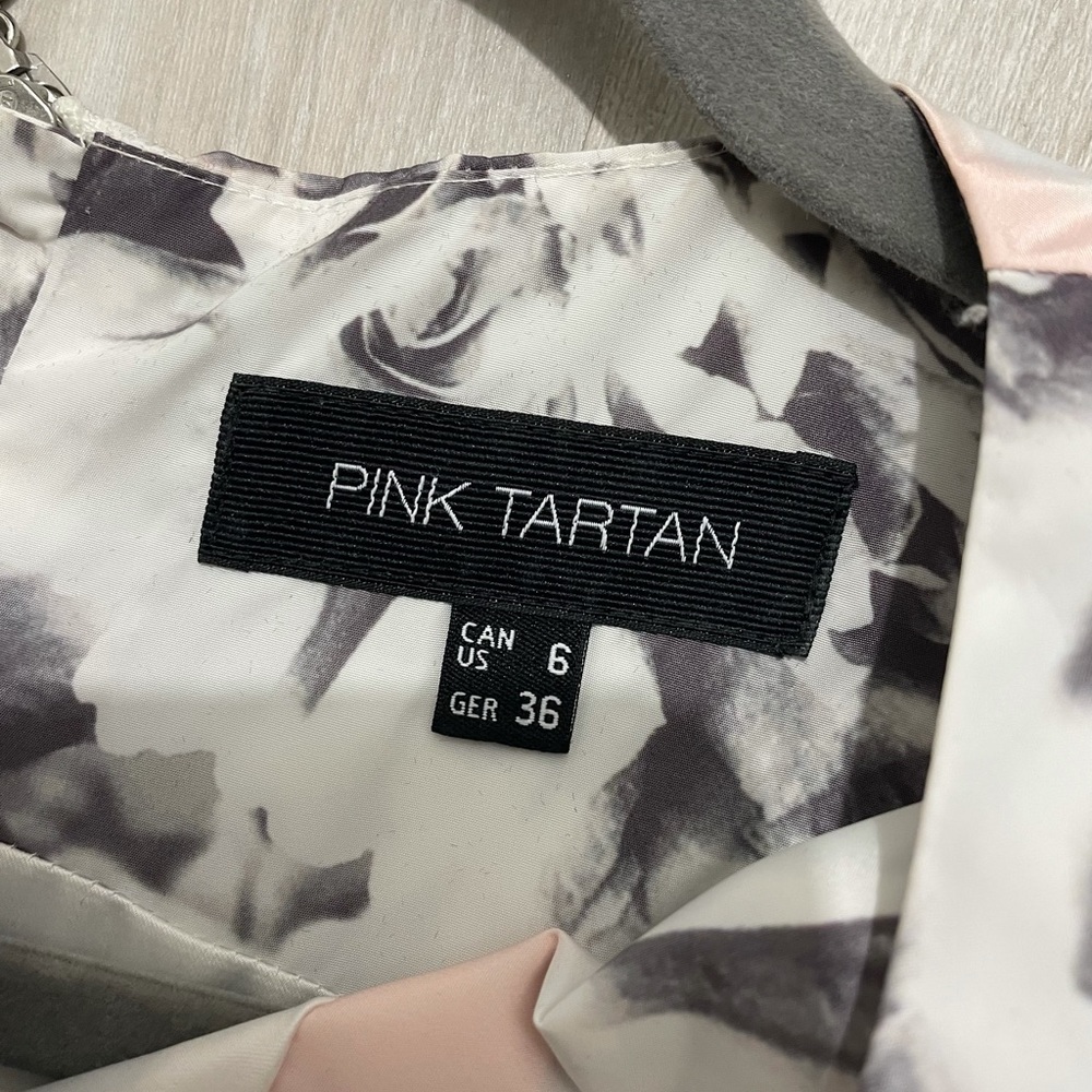Pink Tartan. Excellent condition - Picture 2 of 3